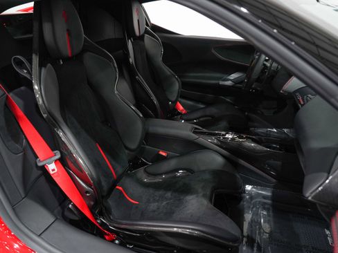 Used 2022 Ferrari SF90 Stradale AWD/4WD image 16