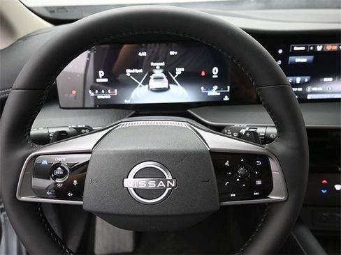 New 2025 Nissan Murano SV image 11