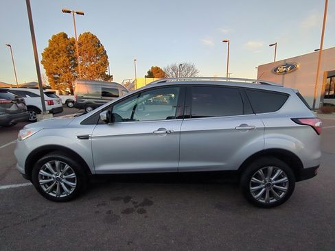 Used 2018 Ford Escape Titanium image 9