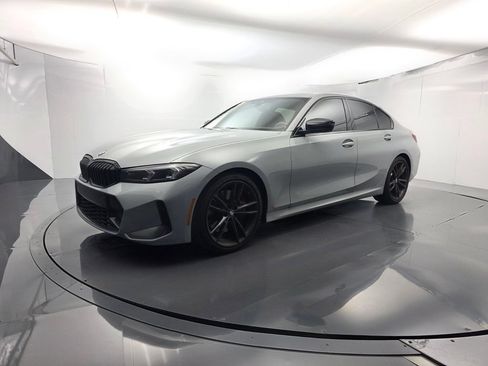 Certified 2024 BMW 330i Sedan w/ M Sport Package RWD image 8