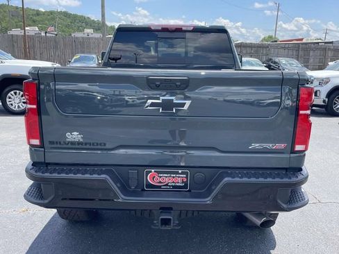 Certified 2026 Chevrolet Silverado 2500 ZR2 w/ LPO, Dark Essentials Package AWD/4WD image 3