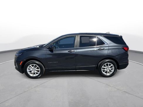 Used 2023 Chevrolet Equinox LT image 2