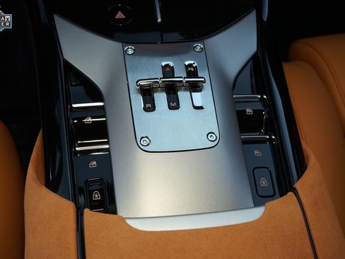 Used 2025 Ferrari Purosangue AWD/4WD image 19