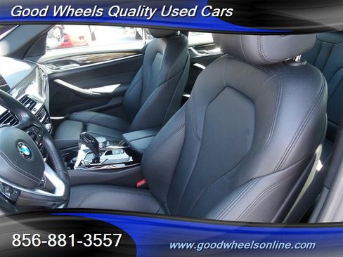 Used 2018 BMW 530i xDrive image 13