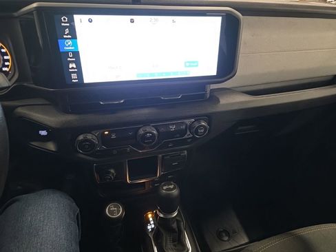 Used 2024 Jeep Wrangler Sport image 16