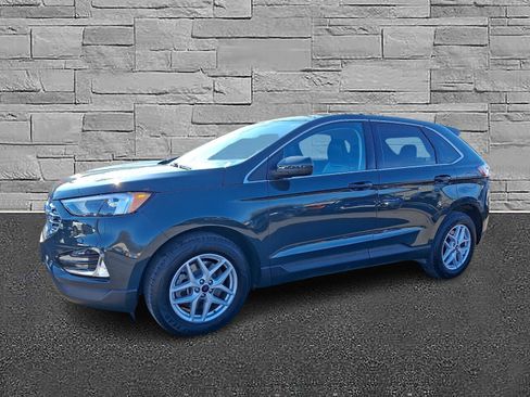 Certified 2022 Ford Edge SEL w/ Convenience Package image 5