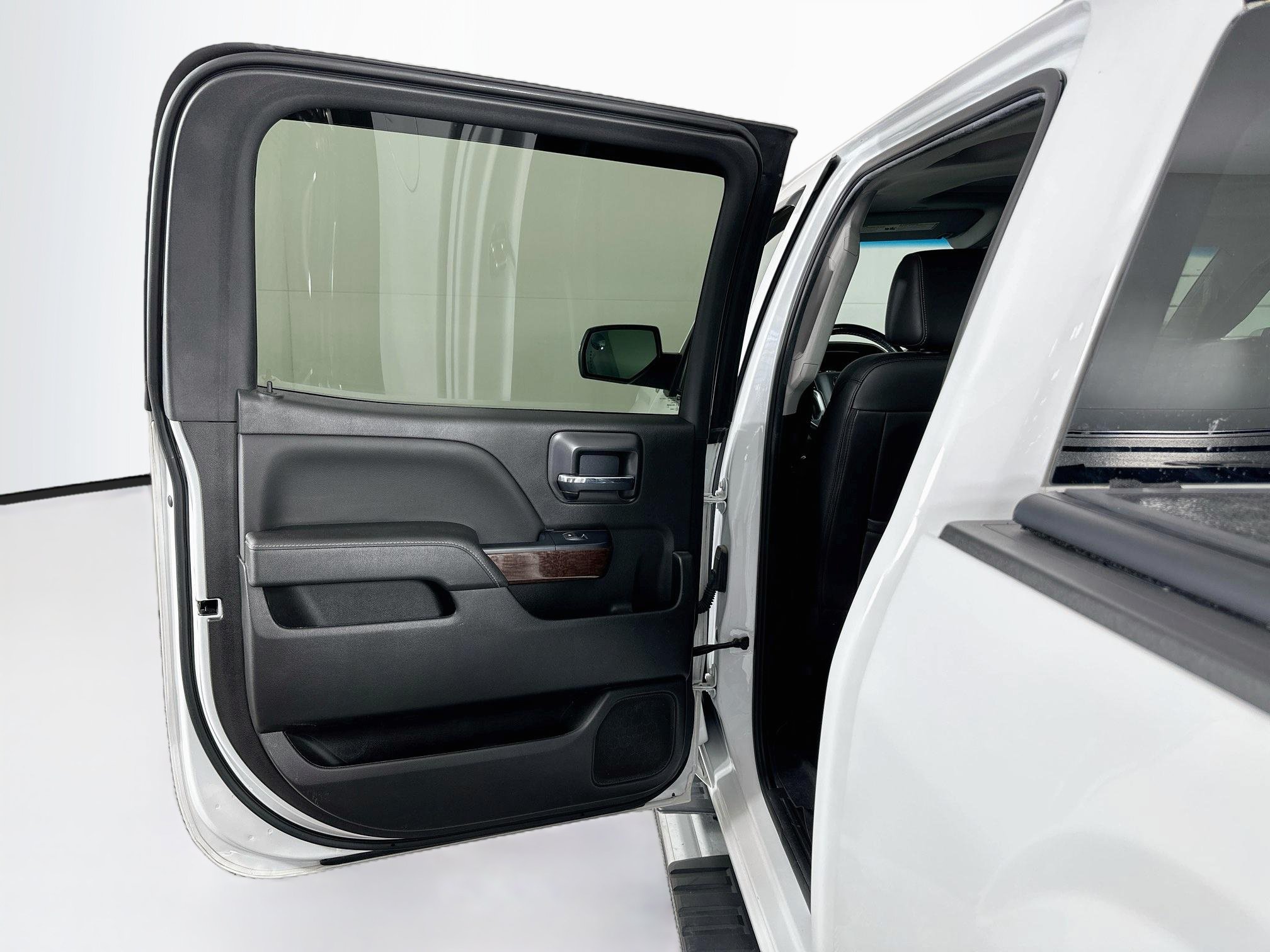 Used 2018 GMC Sierra 1500 SLT AWD/4WD image 27