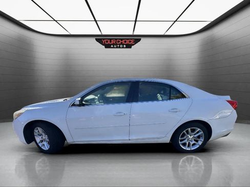 Used 2013 Chevrolet Malibu LT w/ Power Convenience Package image 2