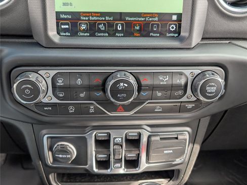 Used 2022 Jeep Gladiator Overland w/ Popular Equipment Package image 25