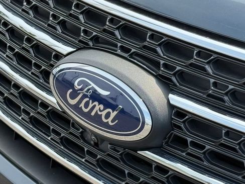 Certified 2023 Ford Explorer XLT w/ Equipment Group 202A AWD/4WD image 27