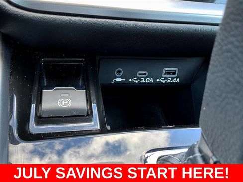 Used 2023 Subaru Outback Premium AWD/4WD image 21