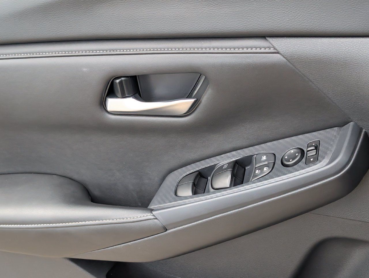 Certified 2025 Nissan Sentra SV w/ Trunk Package FWD image 24