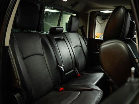 Used 2014 RAM 1500 Laramie w/ Convenience Group image 11