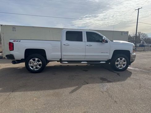 Used 2019 Chevrolet Silverado 2500 LTZ w/ Duramax Plus Package image 9