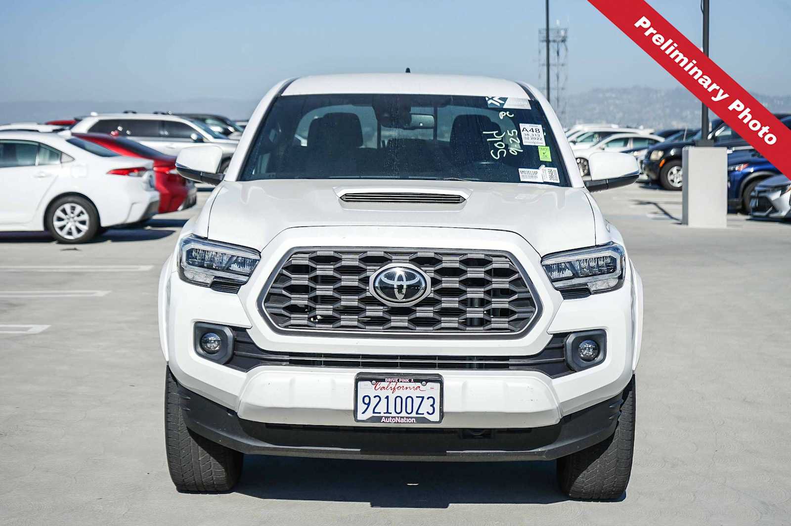 Used 2022 Toyota Tacoma TRD Sport w/ Technology Package RWD image 2