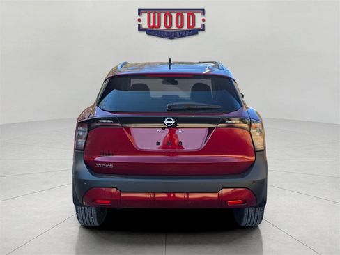 New 2026 Nissan Kicks SV image 3