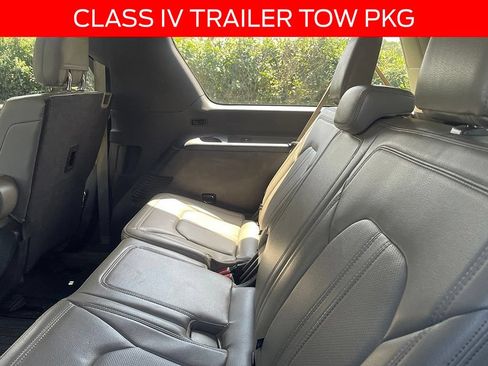 Used 2018 Ford Expedition Max Limited w/ Equipment Group 302A AWD/4WD image 8