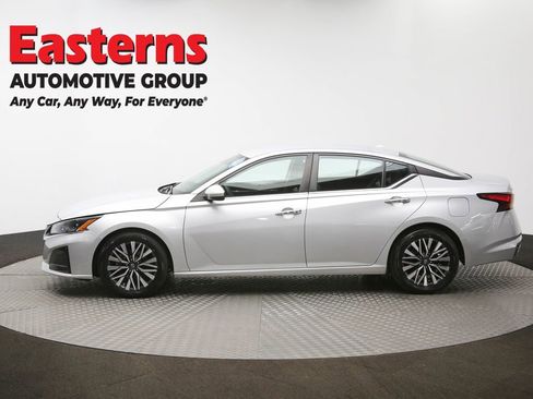 Used 2023 Nissan Altima 2.5 SV image 59