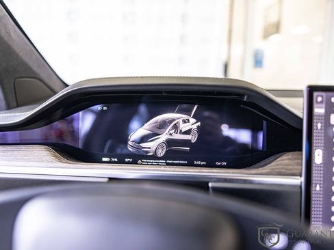 Used 2022 Tesla Model X image 21