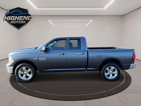 Used 2016 RAM 1500 Classic SLT image 3