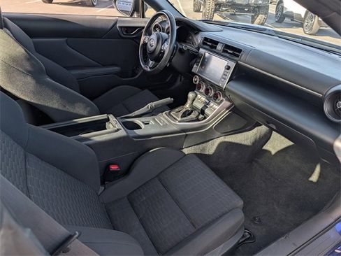 Used 2024 Toyota GR86 Base image 20