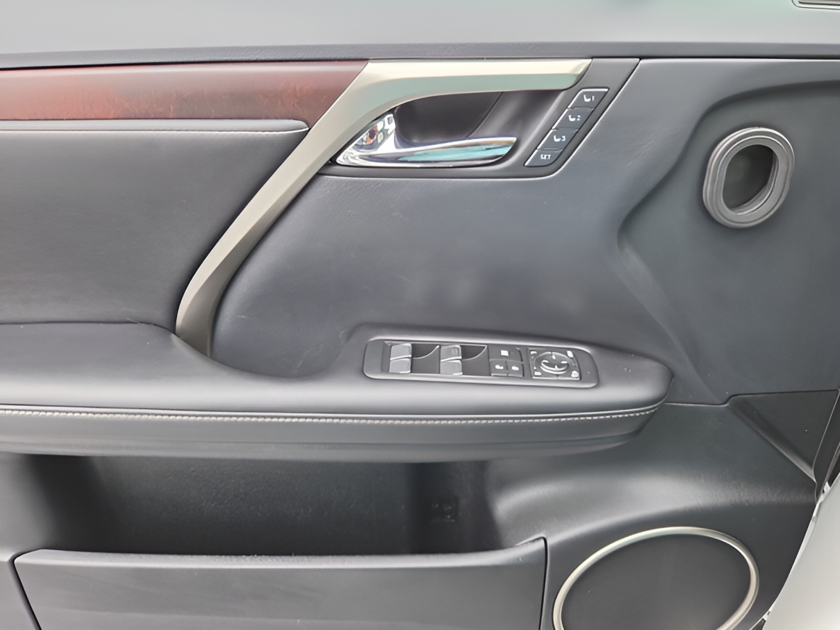 Used 2020 Lexus RX 350 FWD w/ Premium Package image 32