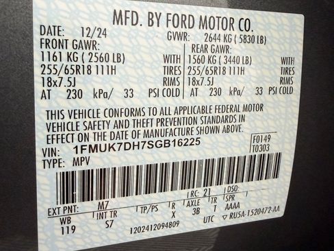 Used 2025 Ford Explorer Active w/ Active Comfort Package RWD image 16