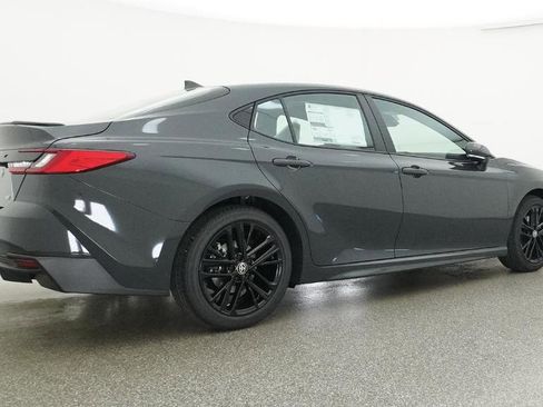 New 2026 Toyota Camry SE FWD image 28