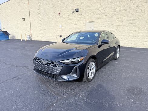 Used 2025 Audi A5 2.0T Premium Plus image 1