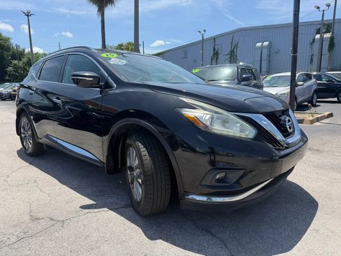 Used 2015 Nissan Murano SV w/ Premium Package FWD image 3