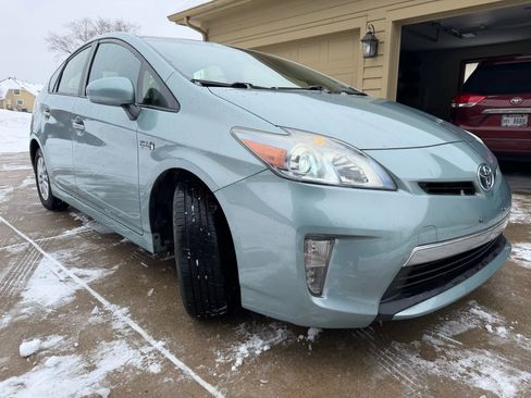 Used 2013 Toyota Prius Plug-In Hybrid image 13