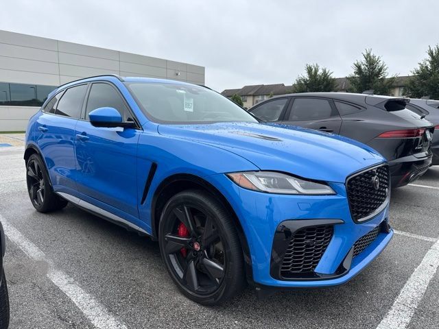 Used 2023 Jaguar F-PACE SVR AWD/4WD image 3