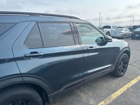 Used 2023 Ford Explorer ST w/ Equipment Group 401A AWD/4WD image 12