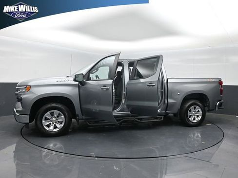 Used 2025 Chevrolet Silverado 1500 LT AWD/4WD image 28