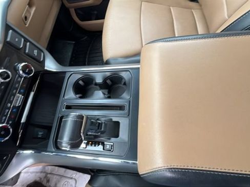 Used 2022 Ford F150 Lariat w/ Equipment Group 502A High AWD/4WD image 17