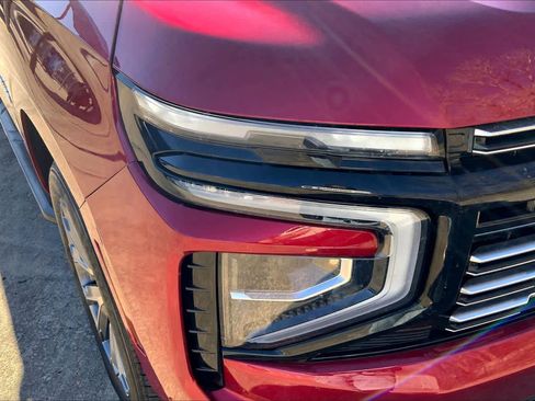 Certified 2025 Chevrolet Tahoe High Country w/ Sun And Tow Package image 26