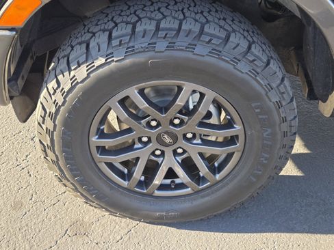 Certified 2022 Ford Ranger Lariat w/ Tremor Off-Road Package image 9