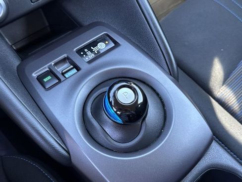 Certified 2024 Nissan Leaf S image 30