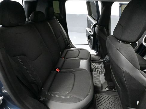 Used 2023 Jeep Renegade Latitude w/ Sun/Sound Group image 43