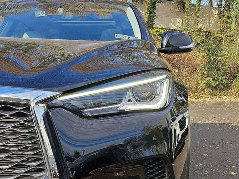 Used 2023 INFINITI QX50 Luxe image 9