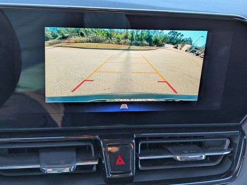 Used 2024 Chevrolet TrailBlazer RS w/ Convenience Package image 21