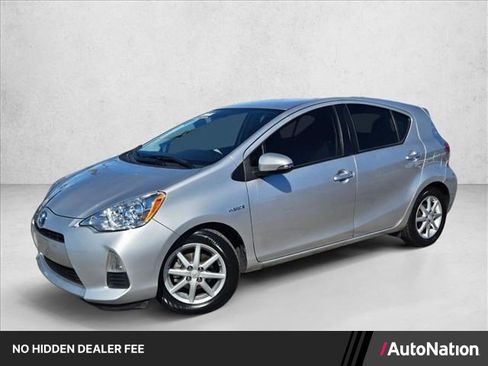Used 2014 Toyota Prius C Three FWD image 1
