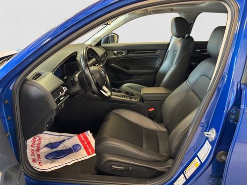 Used 2024 Honda Civic Touring image 10