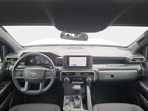 Used 2024 Toyota Tacoma SR AWD/4WD image 9