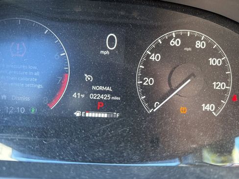 Used 2024 Honda HR-V LX image 8