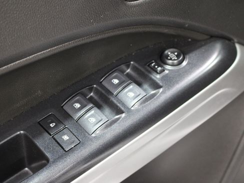 Used 2020 Chevrolet Colorado LT w/ LT Convenience Package AWD/4WD image 7