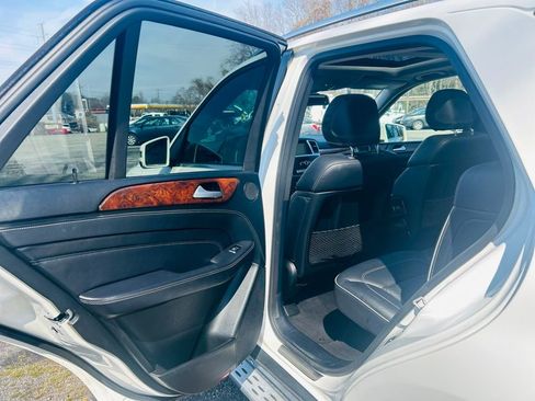 Used 2014 Mercedes-Benz ML 550 4MATIC image 20