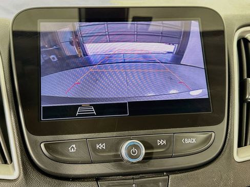 Used 2022 Chevrolet Malibu LT FWD image 33