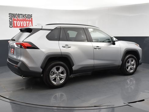Used 2025 Toyota RAV4 XLE AWD/4WD image 4