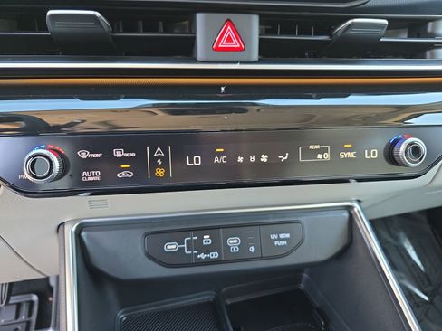 New 2026 Kia Carnival SX Prestige FWD image 23